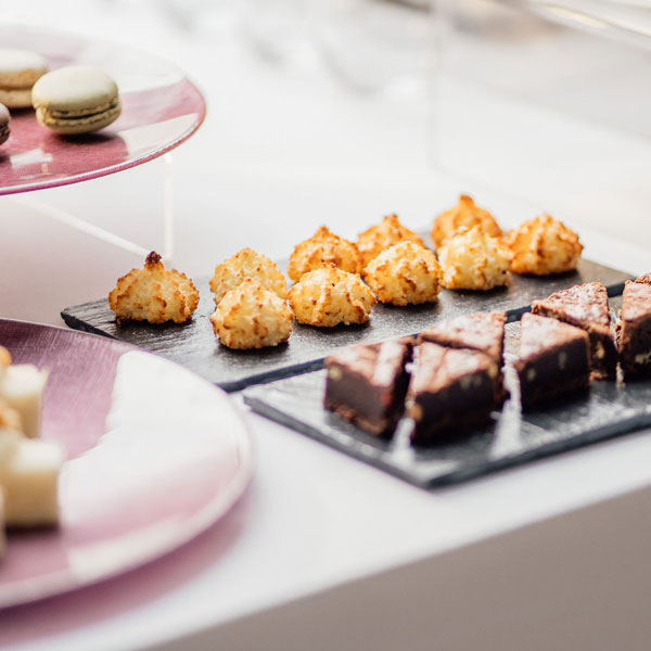 Breakfast catering service