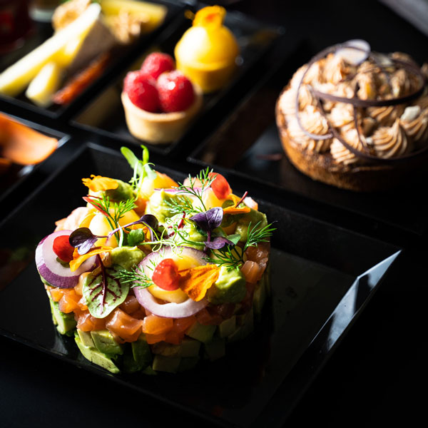Gourmet lunch boxes meal trays